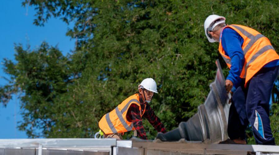 Professional residential roofers in Pelican, AK
